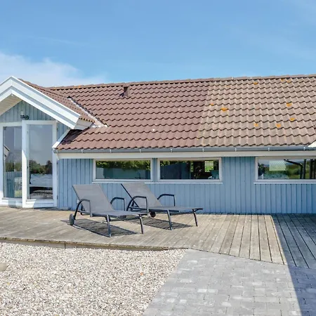 Nice Home In Sjaellands Odde With Wifi Feriehus